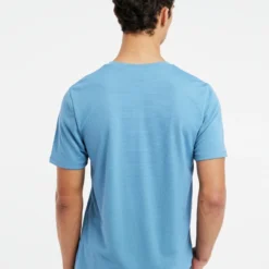 Protest PRTLEGUNDI SURF T-Shirt 10683409 21 Protest PRTLEGUNDI SURF T-Shirt 10683409 -Woehrl Online Shop 7718100 511 model back half 01