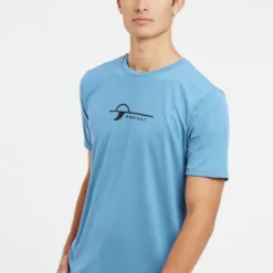 Protest PRTLEGUNDI SURF T-Shirt 10683409 16 Protest PRTLEGUNDI SURF T-Shirt 10683409 -Woehrl Online Shop 7718100 511 model front half 01