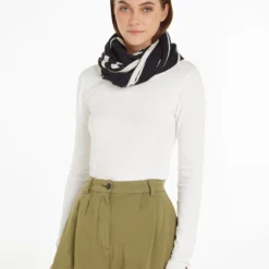 Calvin Klein Tuch Mit Logo Print 10704967 -Woehrl Online Shop Calvin Klein SU2023 BAX K60K610814BAX 3