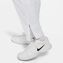 Nike Hose M NKCT HERITAGE SUIT PANT, WHIT 10687306 9 Nike Hose M NKCT HERITAGE SUIT PANT, WHIT 10687306 -Woehrl Online Shop DC0621 100 BILD04 20221012