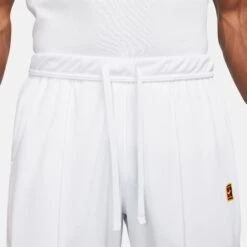 Nike Hose M NKCT HERITAGE SUIT PANT, WHIT 10687306 10 Nike Hose M NKCT HERITAGE SUIT PANT, WHIT 10687306 -Woehrl Online Shop DC0621 100 BILD05 20221012