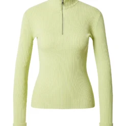 Edited Alison Jumper 10662756