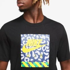 Nike Shirt NSW Brandriffs 10733730 -Woehrl Online Shop FB9815 010 BILD03 20221012