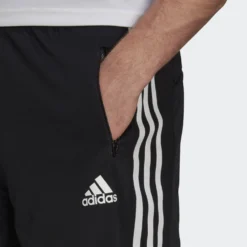 Adidas Trainingsshort 10639880 -Woehrl Online Shop GM2127 APP on model detail 1 gradient