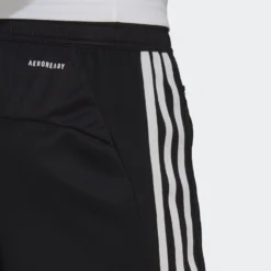 Adidas Trainingsshort 10639880 -Woehrl Online Shop GM2127 APP on model detail 2 gradient