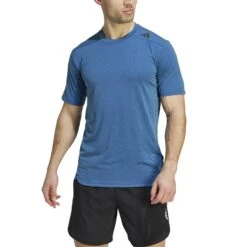 Adidas Designed For Training Aeroready Hiit Colour-Shift Training T-Shirt 10680757 10 Adidas Designed For Training Aeroready Hiit Colour-Shift Training T-Shirt 10680757 -Woehrl Online Shop HS7461 4 APPAREL On Model Front View transparent