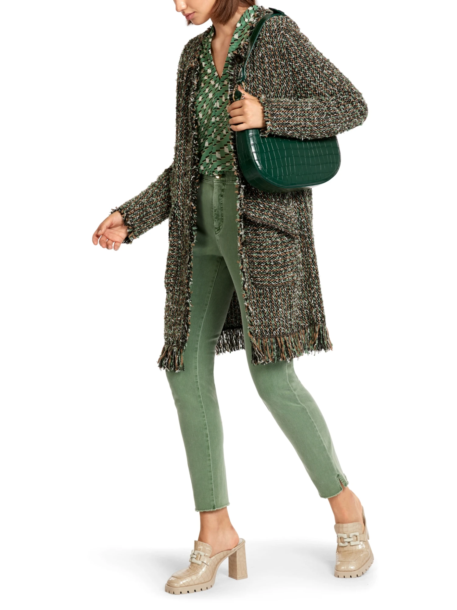 Marc Cain Cardigan Mit Fransen Knitted In Germany 10681130 5 Marc Cain Cardigan Mit Fransen Knitted In Germany 10681130 – Bild 5