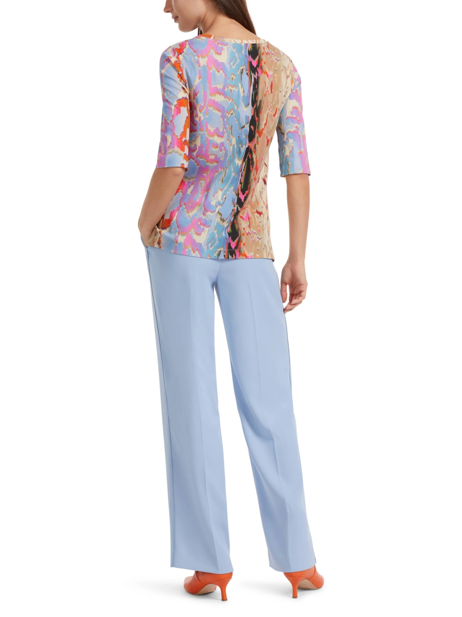 Marc Cain Bunt Bedrucktes T-Shirt 10725076 3 Marc Cain Bunt Bedrucktes T-Shirt 10725076 – Bild 3