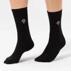 Morotai Socken 10670823 -Woehrl Online Shop U 214S404 01RibbedLogoSocks Black 005 scaled